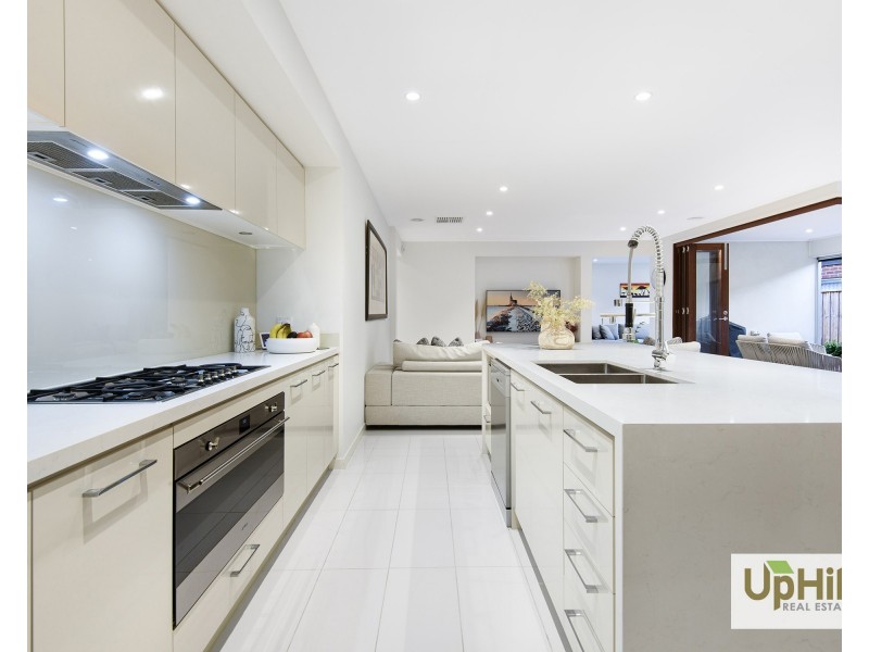 40  Shulze Drive, Clyde North VIC 3978