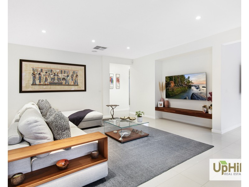 40  Shulze Drive, Clyde North VIC 3978