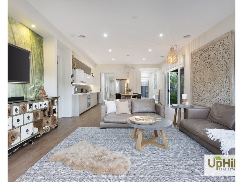 66  Prendergast Avenue, Cranbourne East VIC 3977