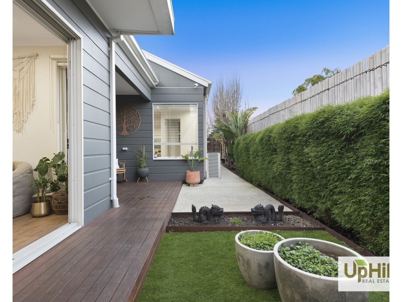 66  Prendergast Avenue, Cranbourne East VIC 3977