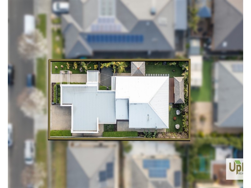 66  Prendergast Avenue, Cranbourne East VIC 3977