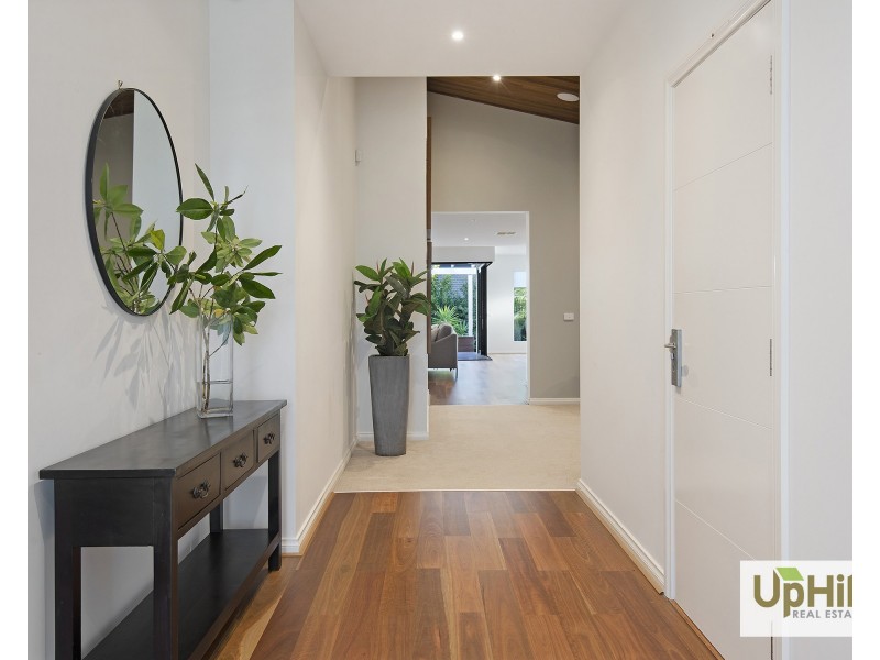 4 Callow Avenue, Clyde North VIC 3978