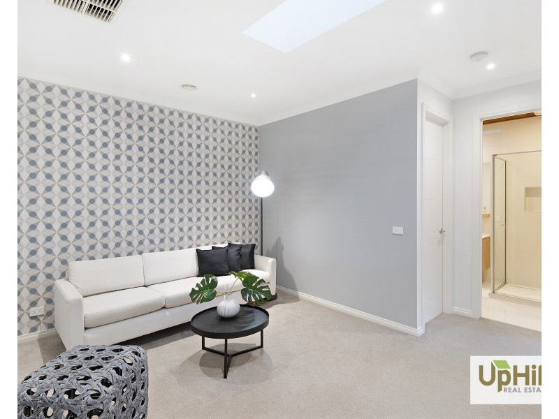 4 Callow Avenue, Clyde North VIC 3978