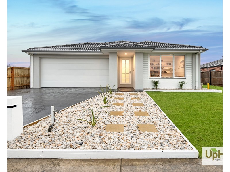 9 Alloway Street, Lang Lang VIC 3984