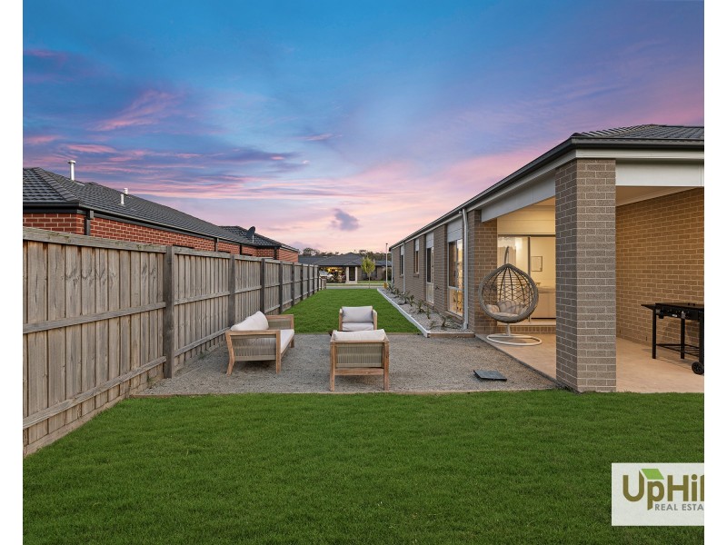 9 Alloway Street, Lang Lang VIC 3984