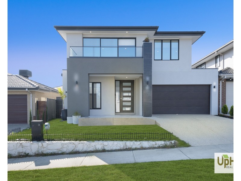 24 Charleston Chase, Berwick VIC 3806