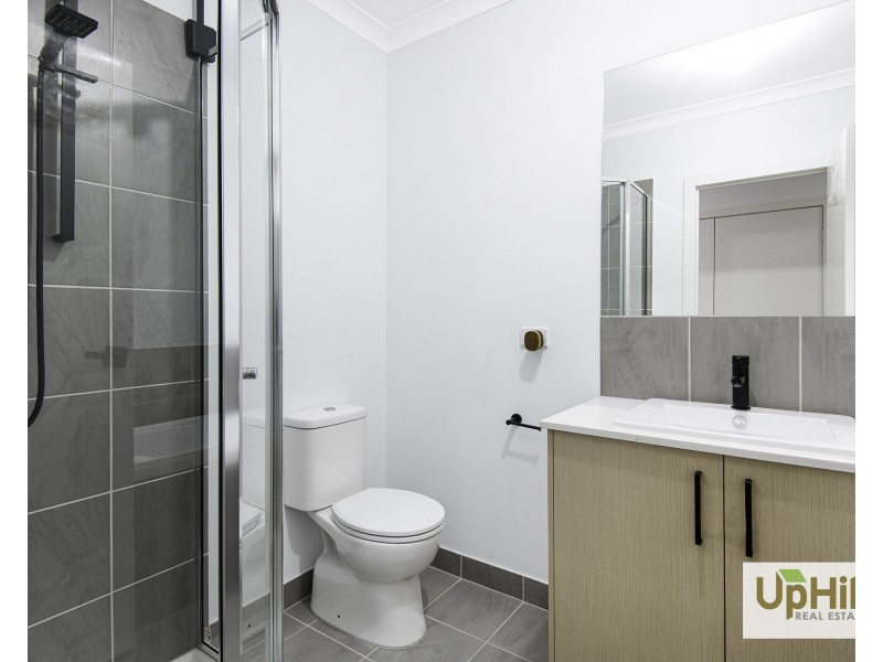 6 Keskadale Way, Clyde North VIC 3978