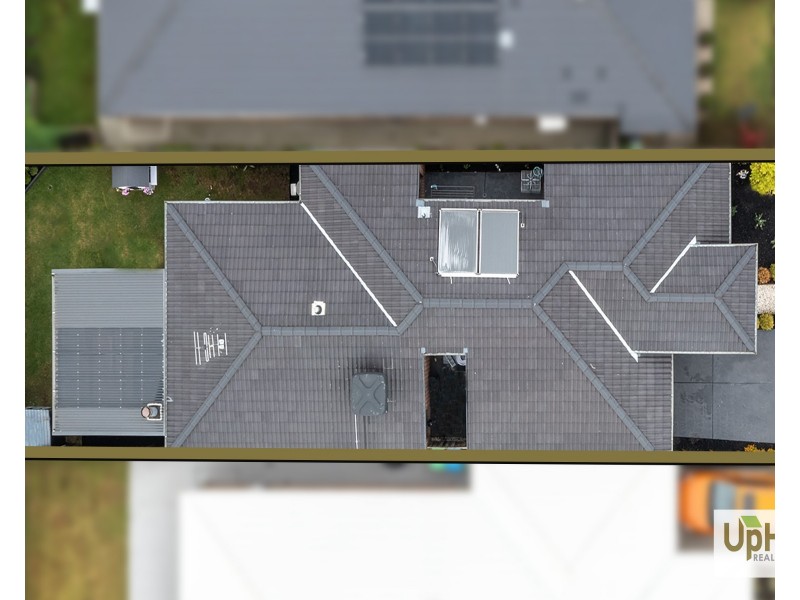 6 Keskadale Way, Clyde North VIC 3978