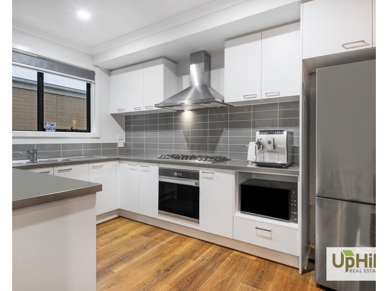 9 Emanda Lane, Clyde North VIC 3978