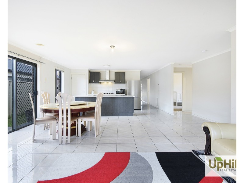 9 Salvia Avenue, Pakenham VIC 3810