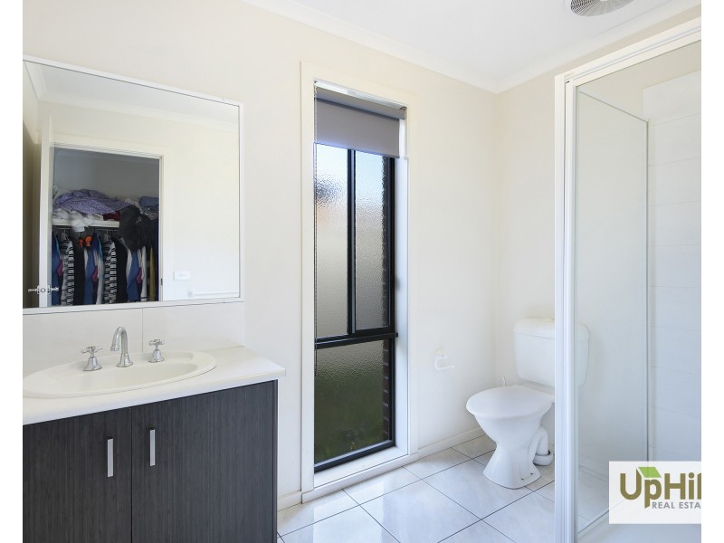 9 Salvia Avenue, Pakenham VIC 3810