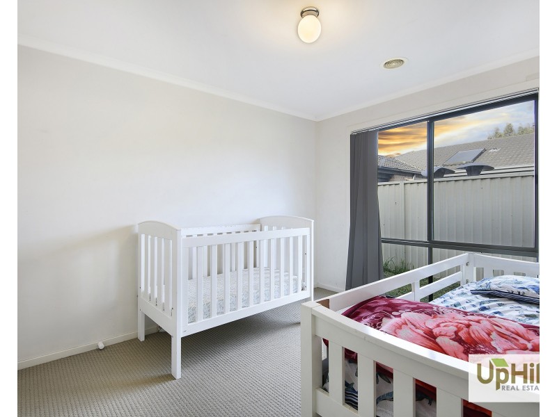 9 Salvia Avenue, Pakenham VIC 3810