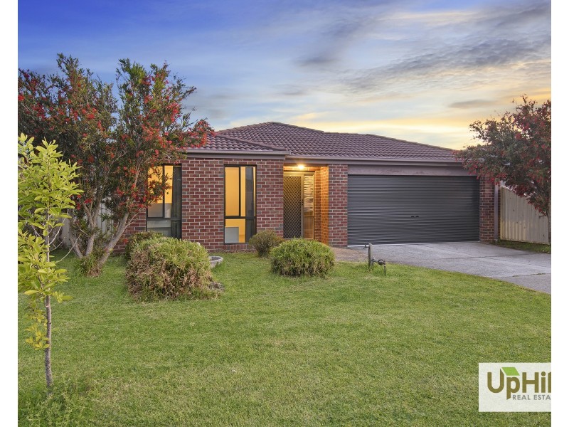 9 Salvia Avenue, Pakenham VIC 3810