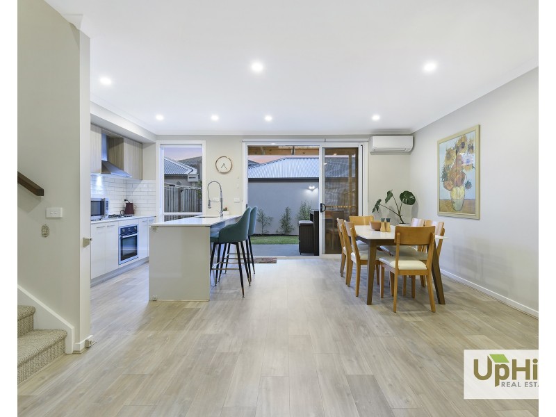 3 Hacienda Lane, Clyde North VIC 3978