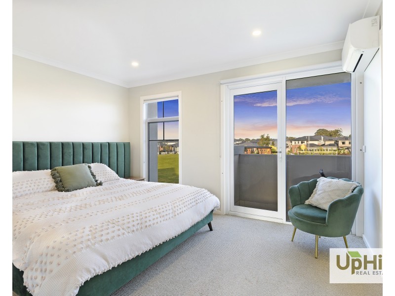 3 Hacienda Lane, Clyde North VIC 3978