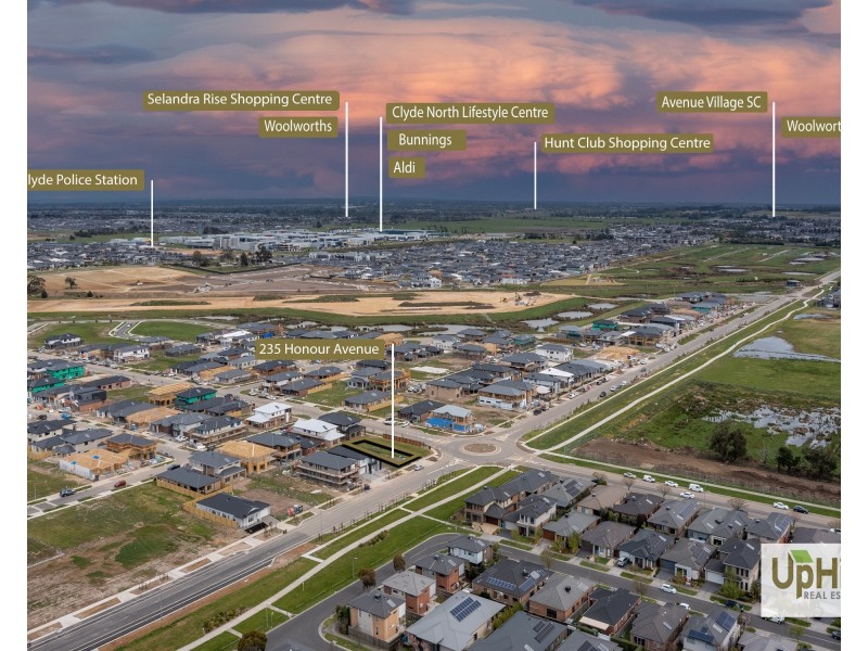 235 Honour Avenue, Clyde North VIC 3978