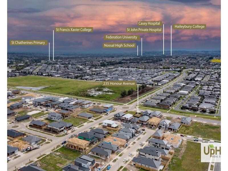 235 Honour Avenue, Clyde North VIC 3978