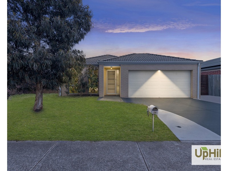 94 Linsell Boulevard, Cranbourne East VIC 3977