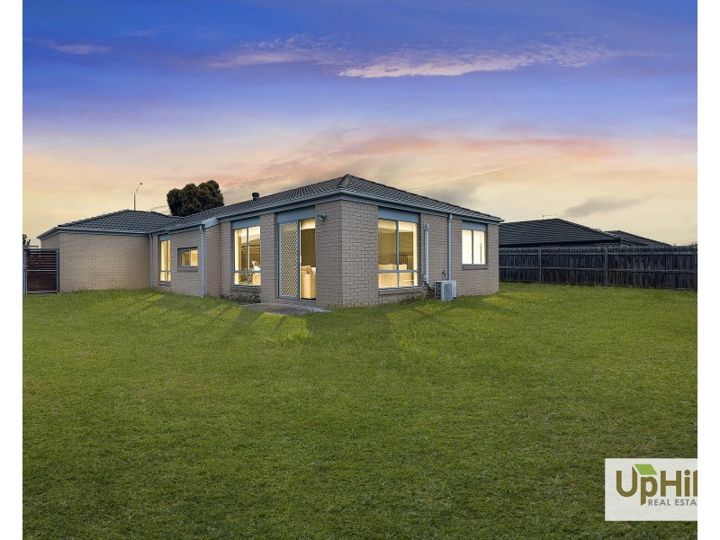 94 Linsell Boulevard, Cranbourne East VIC 3977