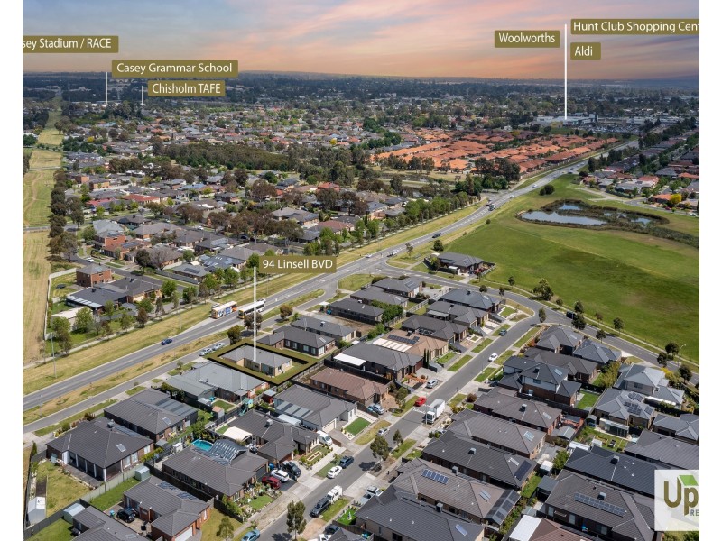 94 Linsell Boulevard, Cranbourne East VIC 3977
