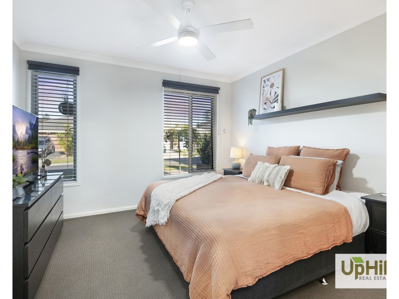 42 Karabair Street, Clyde North VIC 3978