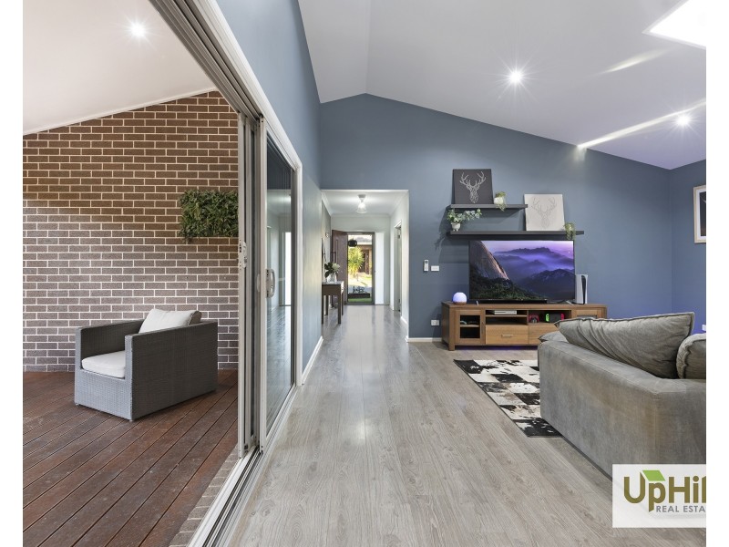 42 Karabair Street, Clyde North VIC 3978