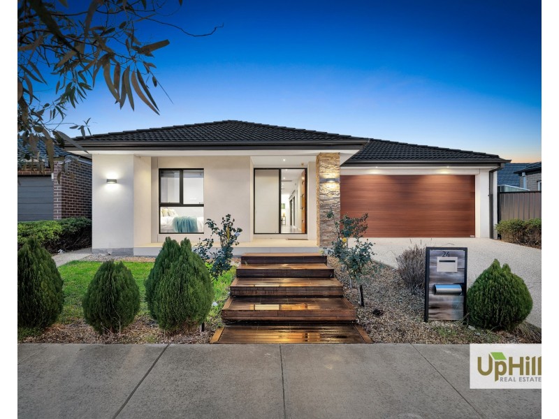 24 Salerno Way, Clyde North VIC 3978