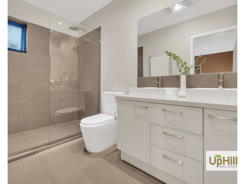 24 Salerno Way, Clyde North VIC 3978