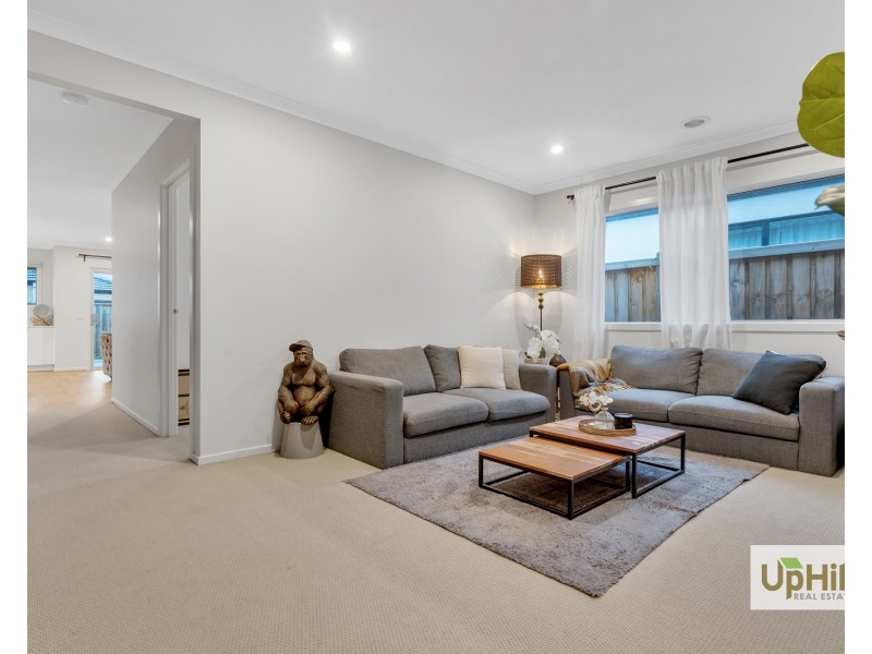 15 Sutil Drive, Clyde North VIC 3978
