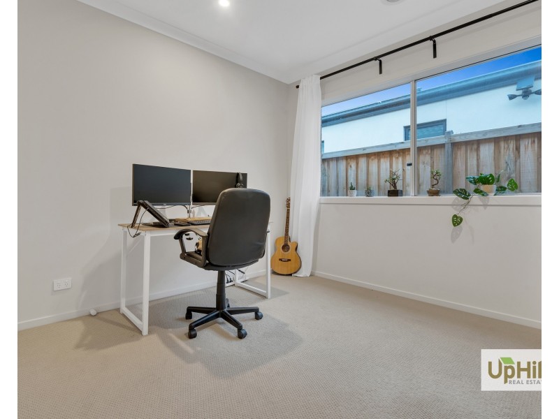 15 Sutil Drive, Clyde North VIC 3978