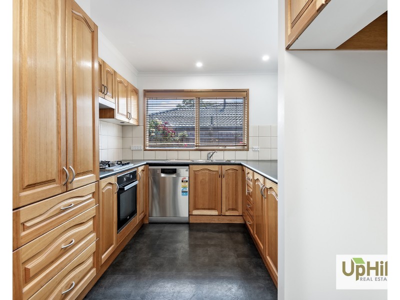 31 Courtenay Avenue, Cranbourne North VIC 3977