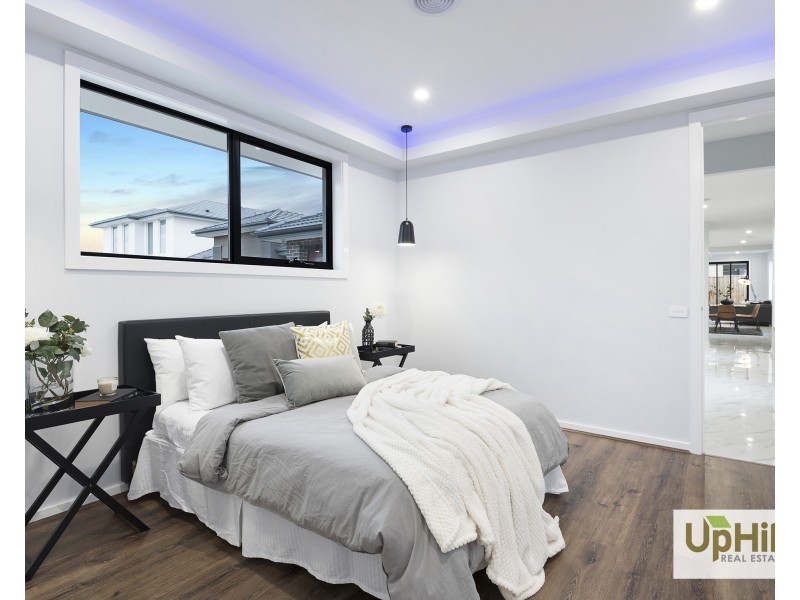 3 Ovens Place, Clyde North VIC 3978