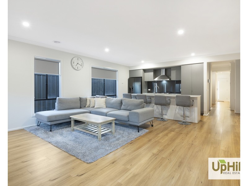 3  Ultra Way, Clyde North VIC 3978