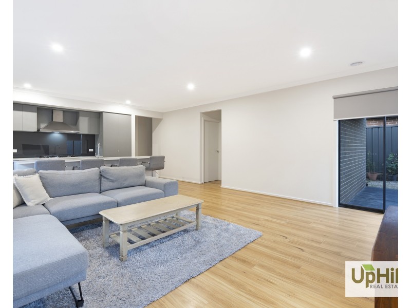 3  Ultra Way, Clyde North VIC 3978