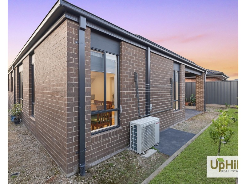 3  Ultra Way, Clyde North VIC 3978