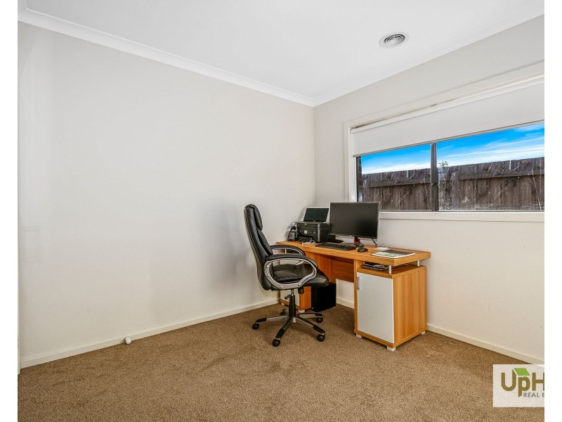 74 FIORELLI BOULEVARD, Cranbourne East VIC 3977