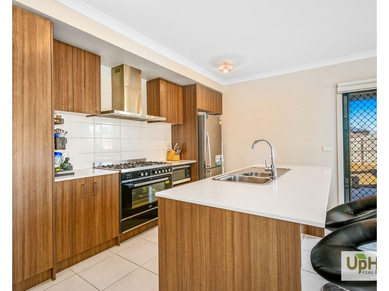 74 FIORELLI BOULEVARD, Cranbourne East VIC 3977