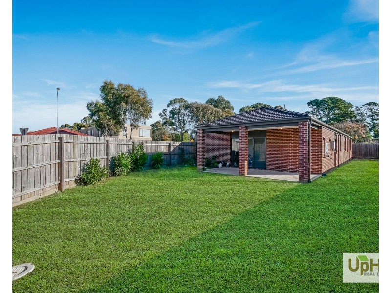 74 FIORELLI BOULEVARD, Cranbourne East VIC 3977