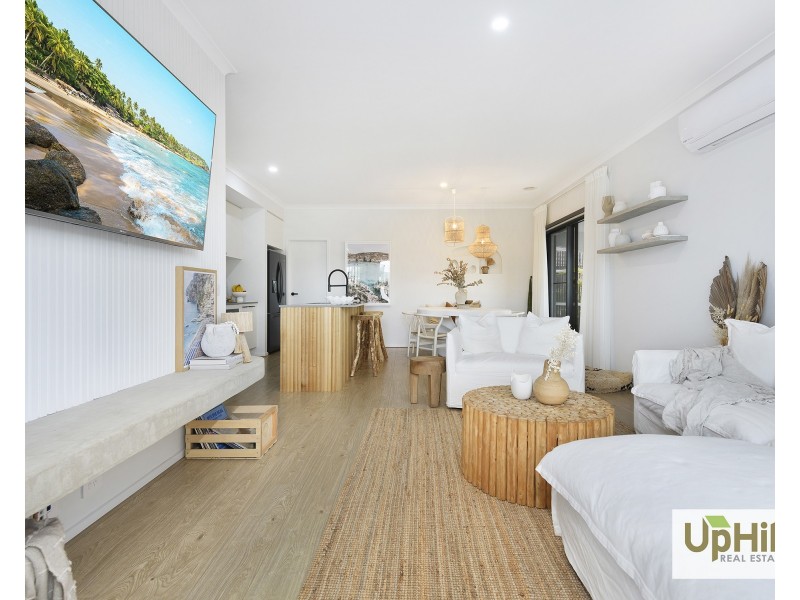 1 Punt Way, Clyde VIC 3978