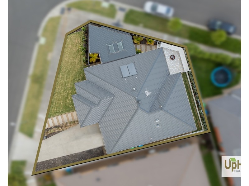 1 Punt Way, Clyde VIC 3978