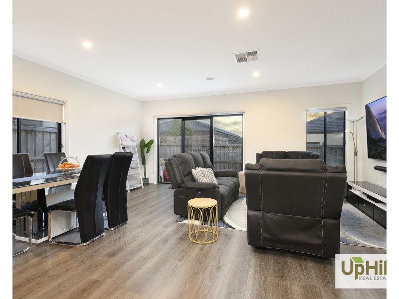 14 Kenyan Avenue, Clyde VIC 3978