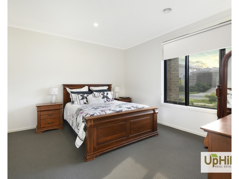 14 Kenyan Avenue, Clyde VIC 3978