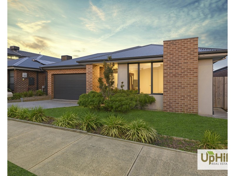 14 Kenyan Avenue, Clyde VIC 3978