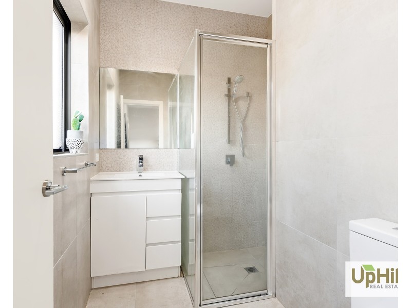 19 Merlot Way, Clyde North VIC 3978