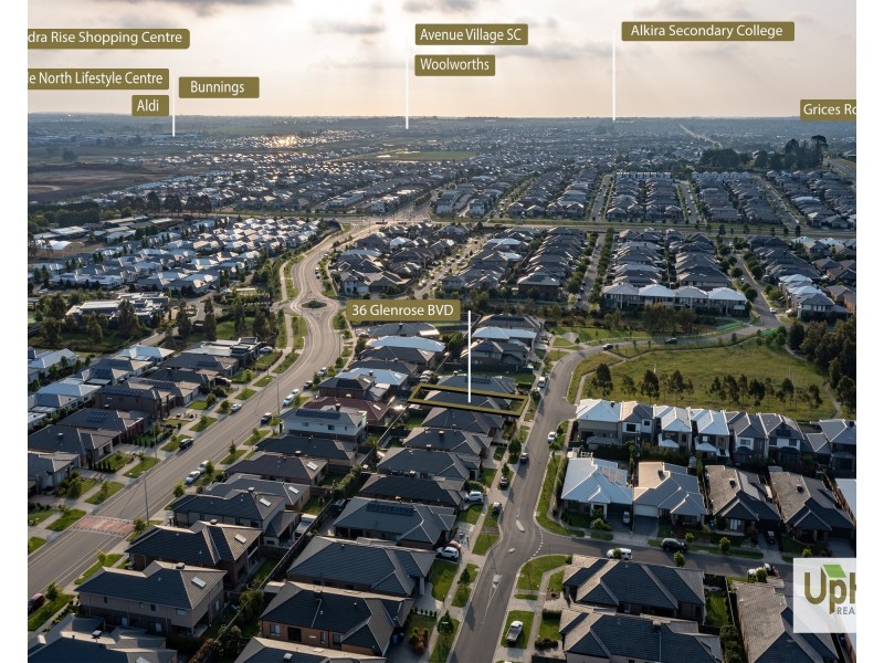 36 Glenrose Boulevard, Clyde North VIC 3978