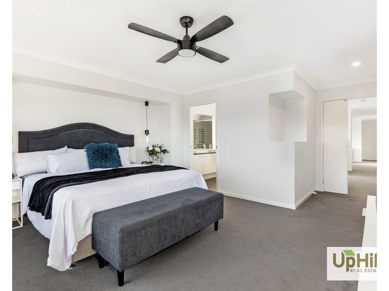 11 Mediterranean Avenue, Clyde VIC 3978