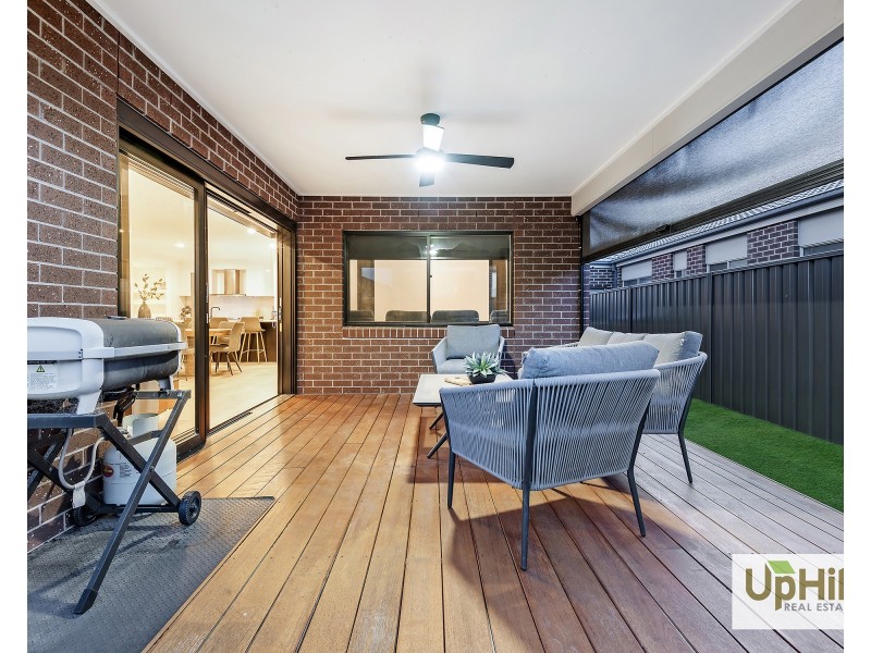 11 Mediterranean Avenue, Clyde VIC 3978