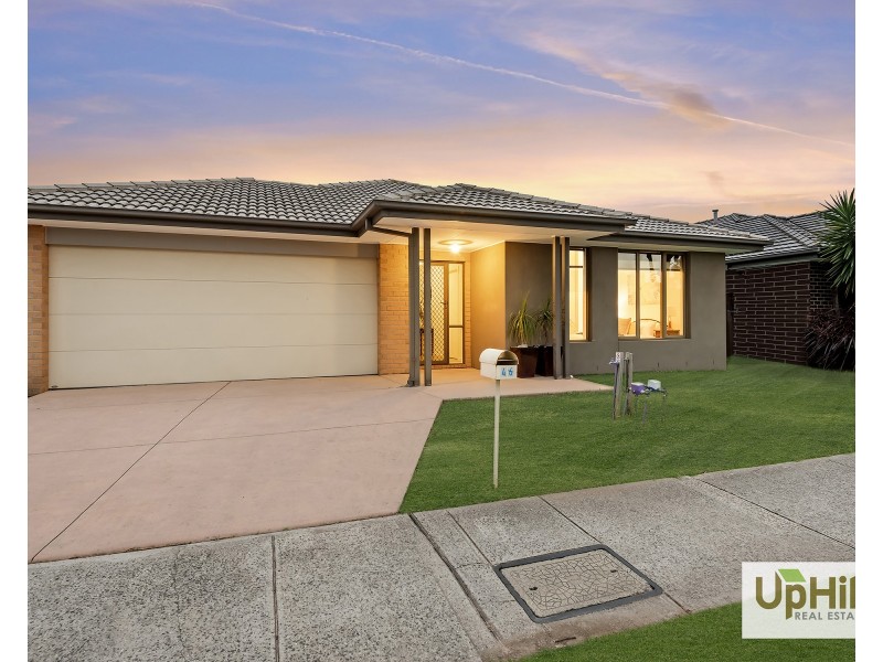 46 Selandra Boulevard, Clyde North VIC 3978
