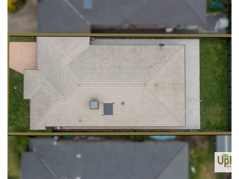 46 Selandra Boulevard, Clyde North VIC 3978