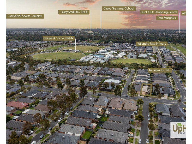 46 Selandra Boulevard, Clyde North VIC 3978